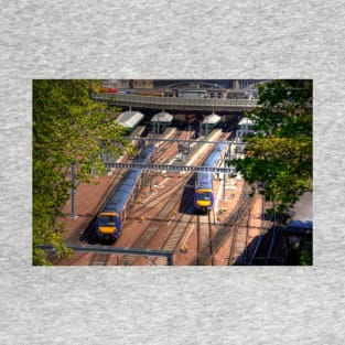 The train now standing ... T-Shirt